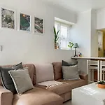 Dalebrook Cottage By Open Home